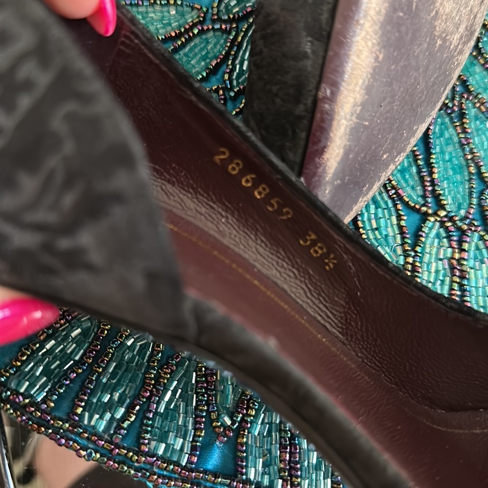 $895 Gucci black stiletto heels - Picture 11 of 11